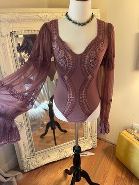 Free People,  Lace-Trim Long Sleeve Bodysuit in Dusty Rose